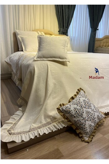 Madamca Elizabet - Pike Set - 3 Pieces