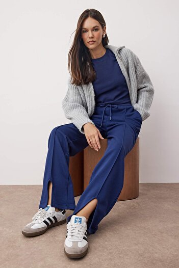 Trendyol Collection Navy Blue Ribbed Front Slit Elastic Waist Knitted Sweatpants Twoaw26Ea00008
