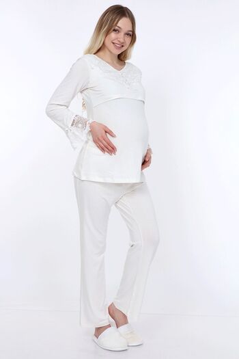 Luvmabelly Myra9510 - Lace Buttoned Flap Maternity Pajama Set - Ecru