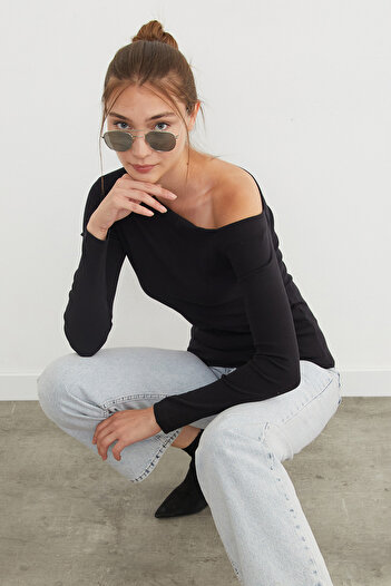 Fulla Moda Basic Boat Neck Modal Blouse