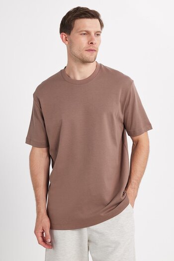 Tudors Unisex Relaxed Fit Crew Brown T-shirt - 100% βαμβάκι