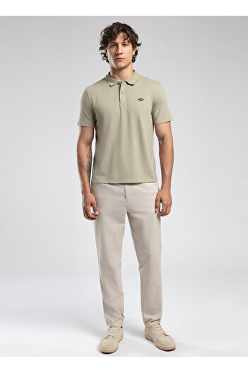 Lee Cooper Ανδρικό παντελόνι Zarse Normal Waist Tapered Cut Συρρικνούμενο Πόδι 100% βαμβακερό εκρού