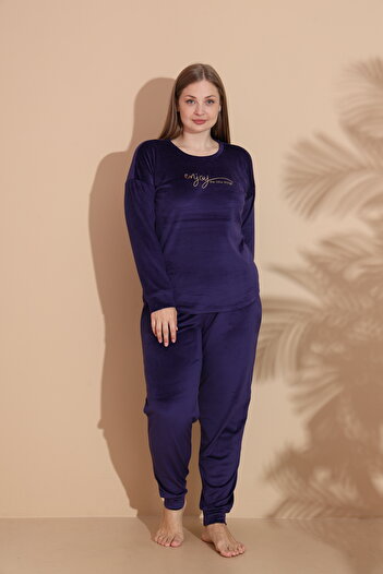 Estiva Women's Winter Velvet Oversized Pajama Set