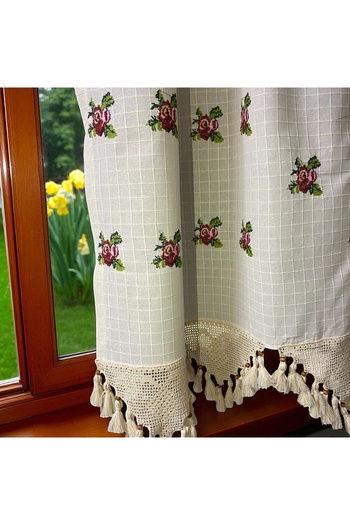 Cotopia Authentic Buldan Work Curtain with Spread-Out Cross-Stitch