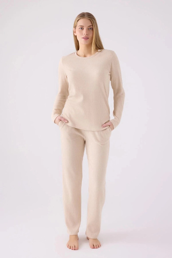 Pierre Cardin Women's Cream Long Sleeve Pajama Set