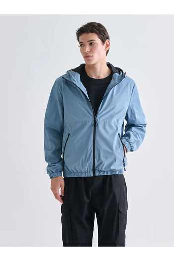 LC Waikiki Ανδρικό αδιάβροχο με κουκούλα XSIDE Standard Fit