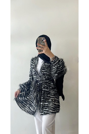 DİLEKBUTİK Zebra Pattern Sequin Detailed Furry Kimono