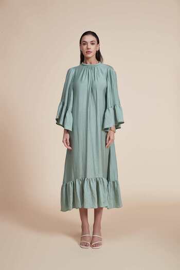 Yola Plain Midi Dress with 3/4 Sleeves