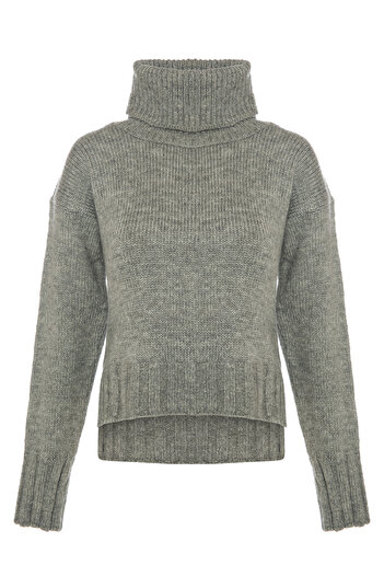 F&K 3X2 High Neck Feathered Sweater