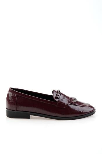 Bambi Burgundy Women's Loafer Shoes K01212011012