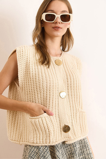 Olalook Women's Stone Big Gold Button Thick Knitwear Vest Ylk-19000087