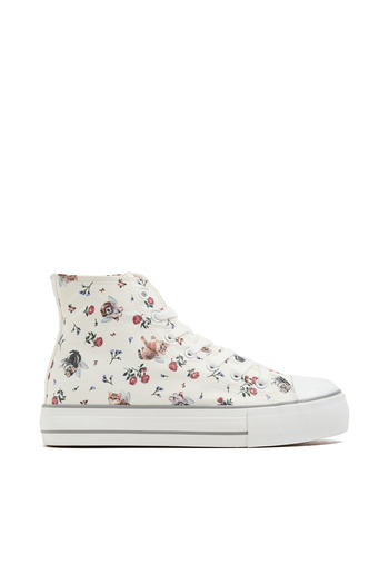 Cropp Sports boots over the ankle