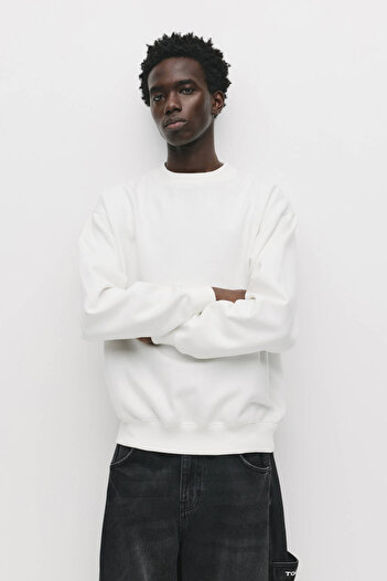 Pull & Bear Basic round neck sweatshirt