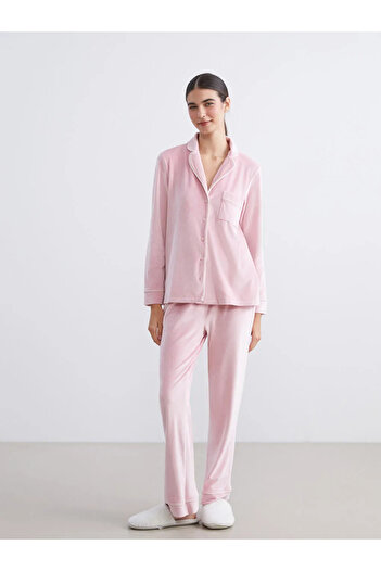 LC Waikiki LCW DREAMPembe Gömlek Yaka Kadife Kadın Pijama Takımı