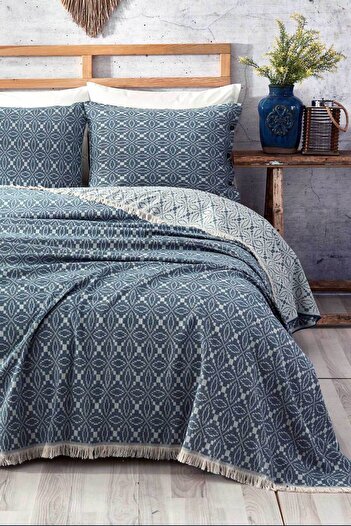 Cottonest Bedding Set with Two Pillows with Fringe