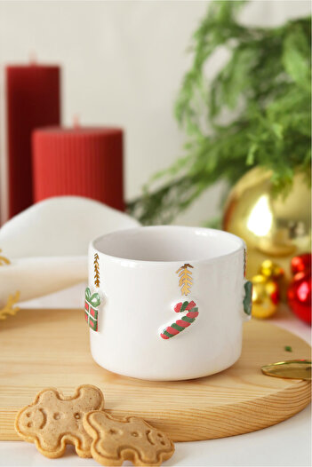 ada mia seramik Handmade Ceramic Mug with Christmas Ornament Figure and 24K Gold Decoration, 200ml