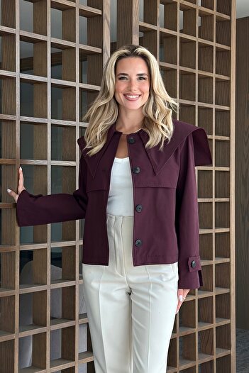 Laluvia Burgundy Sakura Wide Collar Short Trench Coat - 7530