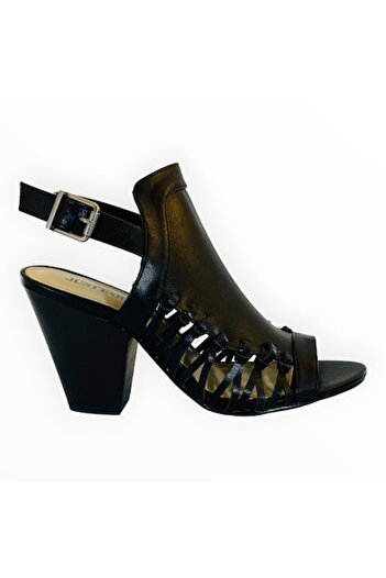 JustFab Women's Sandals with Cuban Heel Black Leather Size 37.5 EU