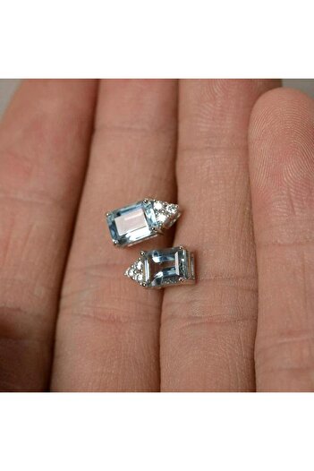 Pursehuit Silver earrings with blue zirconia stone, Dalmar C7