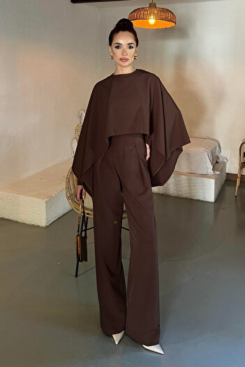Gülmude Cool Premium Stylish Suit Jumpsuit with Cape