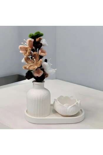 Zigzag Home Decorative 3 Piece Vase Set, Oval Tray, Pampas Vase, Lotus Candle Holder Set Figurine Set White Color