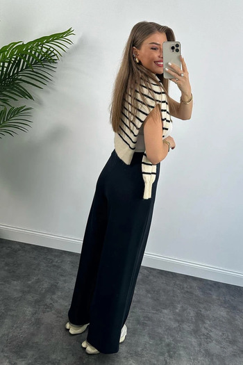Home 2512 - Hidden Belted Green Plazzo Pants
