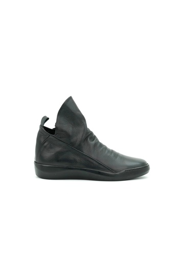 Tuna Genuine Leather Rubber Sole Zippered Women's Boots - B260593