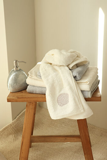 İrya Bamboo Ribbed Hand Towel 50X90 cm Ecru