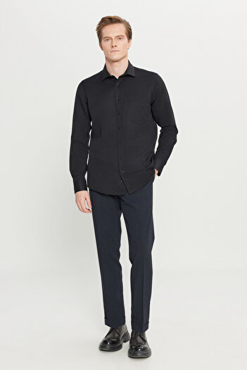AC&Co / Altınyıldız Classics Men's Black Cotton Tailored Slim Fit Classic Collar Dobby Pocket Shirt
