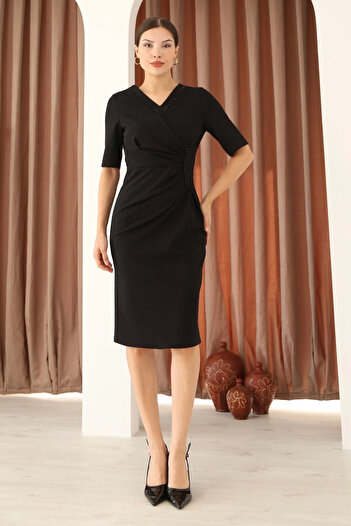 lodmela V-Neck Beading and Pleat Detail Midi Dress 6046-Black