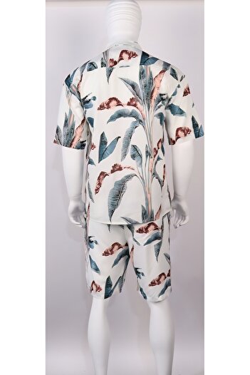 Red Planet Oversized Men’s Shorts Set with Modern Print