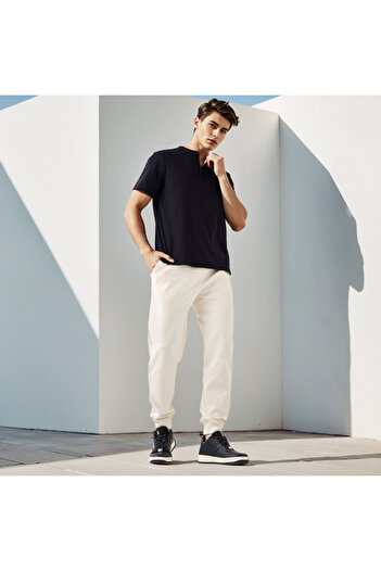 FAV Regular Fit Joggers with Drawstring Closure and Pockets