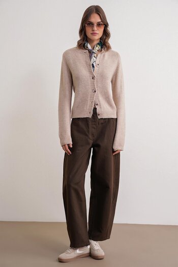 Mixray 6951 Women's Crew Neck Buttoned Knitwear Short Cardigan Beige