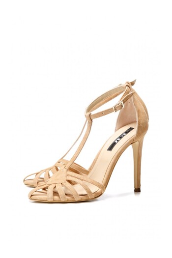 Ruiz Victoria Cream Sandals