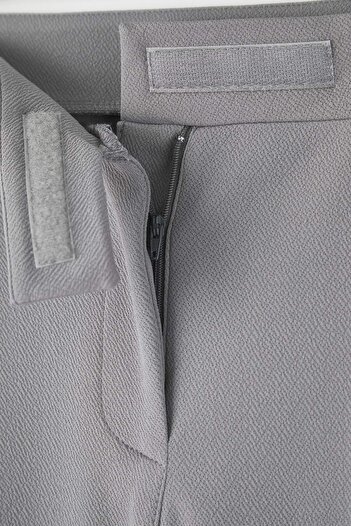 Trendyol Curve Gray Belt Velcro Pleated Wide Leg Knitted Plus Size Trousers Tbbss24Ar00035