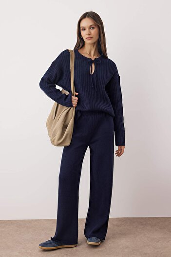 Trendyol Collection Navy Blue Tie Detail Sweater-Pants Knitwear Bottom - Top Set Twoaw26Au00044