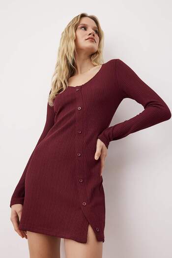 Trendyol Collection Burgundy Plain Asymmetric Bodycone/Fitted Buttoned Short/Mini Knitted Dress Twoaw26El00170