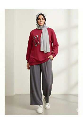 Modamorfo Round Neck Embroidered Front Sweatshirt - Burgundy