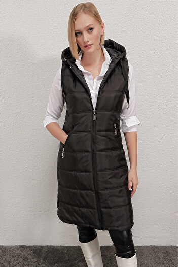 hazelin Women's Black Hard Hooded Lined Long Puffer Vest Hzl22w-bd151401