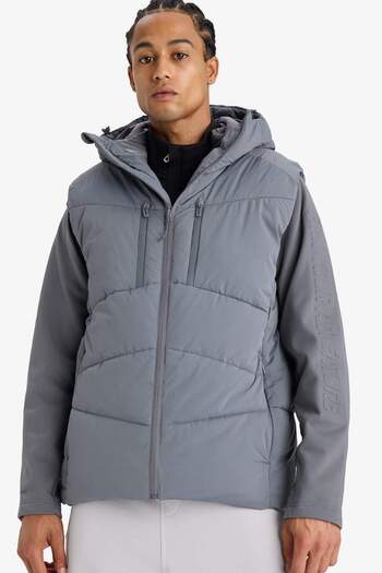 DeFacto Defactofit Waterproof Regular Fit Hooded Zippered Waterproof Coat C6053Ax25Wn