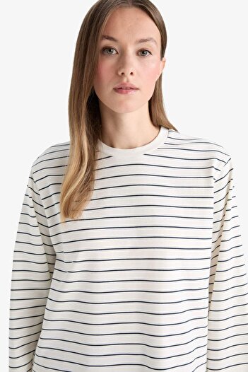 DeFacto Regular Fit Bisiklet Yaka Uzun Kollu Çizgili Tunik G0378AX25AU