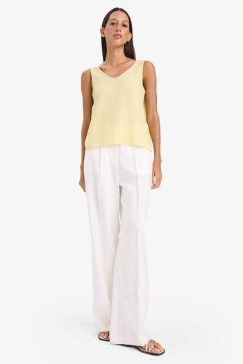 DeFacto Regular Fit V Neck Sleeveless Blouse E6395Ax25Sm