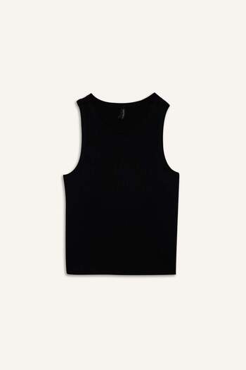 DeFacto Slim Fit Slim Fit Basic Plain Halter Neck Ribbed Camisole Padded Tank Top G0843Ax25Au