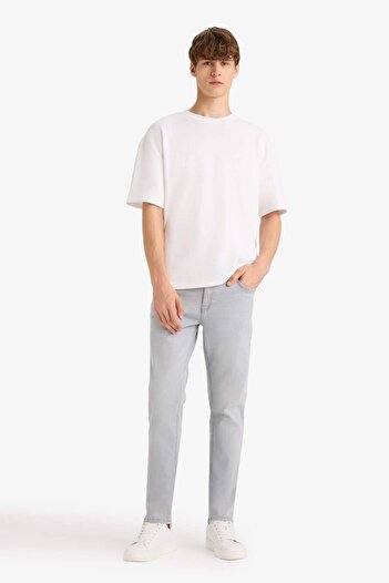 DeFacto Pedro Slim Fit Tight Fit Normal Waist Narrow Leg Jean Pants F2988Ax25Au