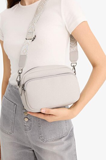 DeFacto Women's Faux Leather Crossbody Bag F5453Axns
