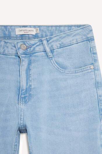 DeFacto Pedro Slim Fit Narrow Fit Regular Waist Narrow Leg Jeans F2989Ax25Au