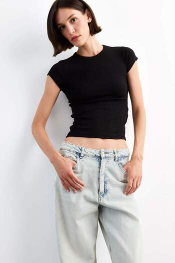DeFacto Crew Neck Short Sleeve T-Shirt G1072Ax25Sm