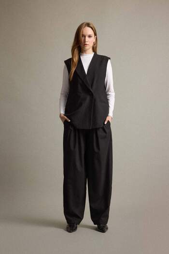 DeFacto Barrel Fit Pleated Pocket Trousers F8723Ax25Au