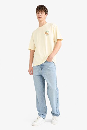 DeFacto Boxy Fit Crew Neck Back Printed Short Sleeve T-Shirt G0013Ax25Hs