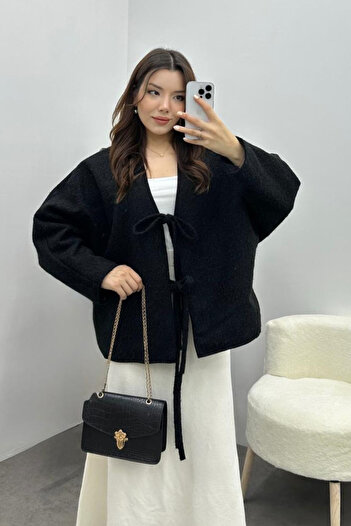 Bipantolon Women's Black Lace Detailed Imported Cashmere Jacket